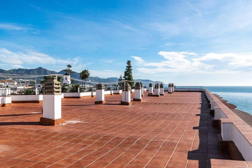 Acapulco Playa -Nerjaアパートメント エクステリア 写真