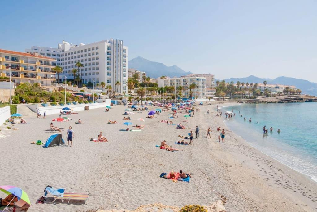 Acapulco Playa -Nerjaアパートメント エクステリア 写真